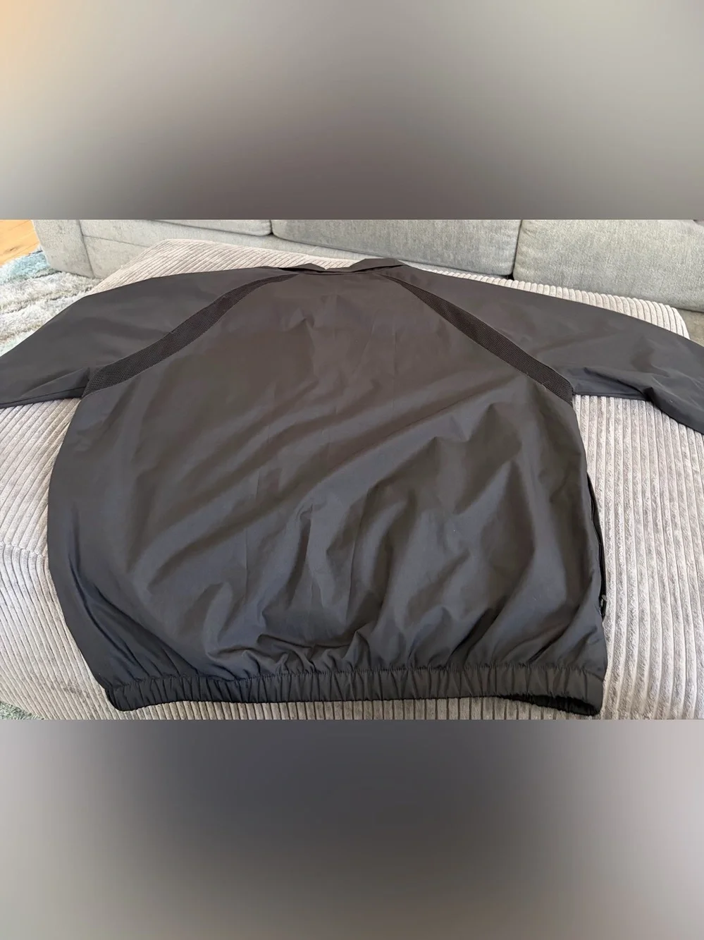 Izod Black Men's Quarter-Zip Windbreaker Pullover